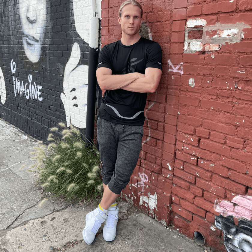 Water-Resistant Sport Waist Pack Running Belt With Reflective Strip