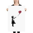 Banksy la fille avec une oeuvre de ballon rouge Poster