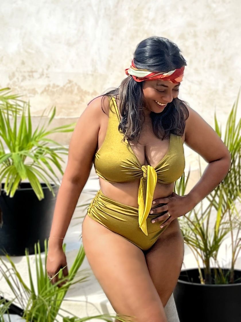 Mia Top - Centered Chartreuse