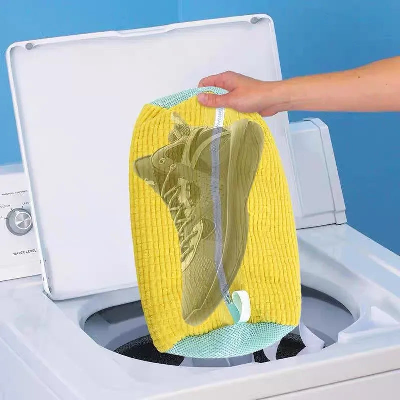 Shoe Saver Wash Bag - Padded Net Laundry Protector for Sneaker Care