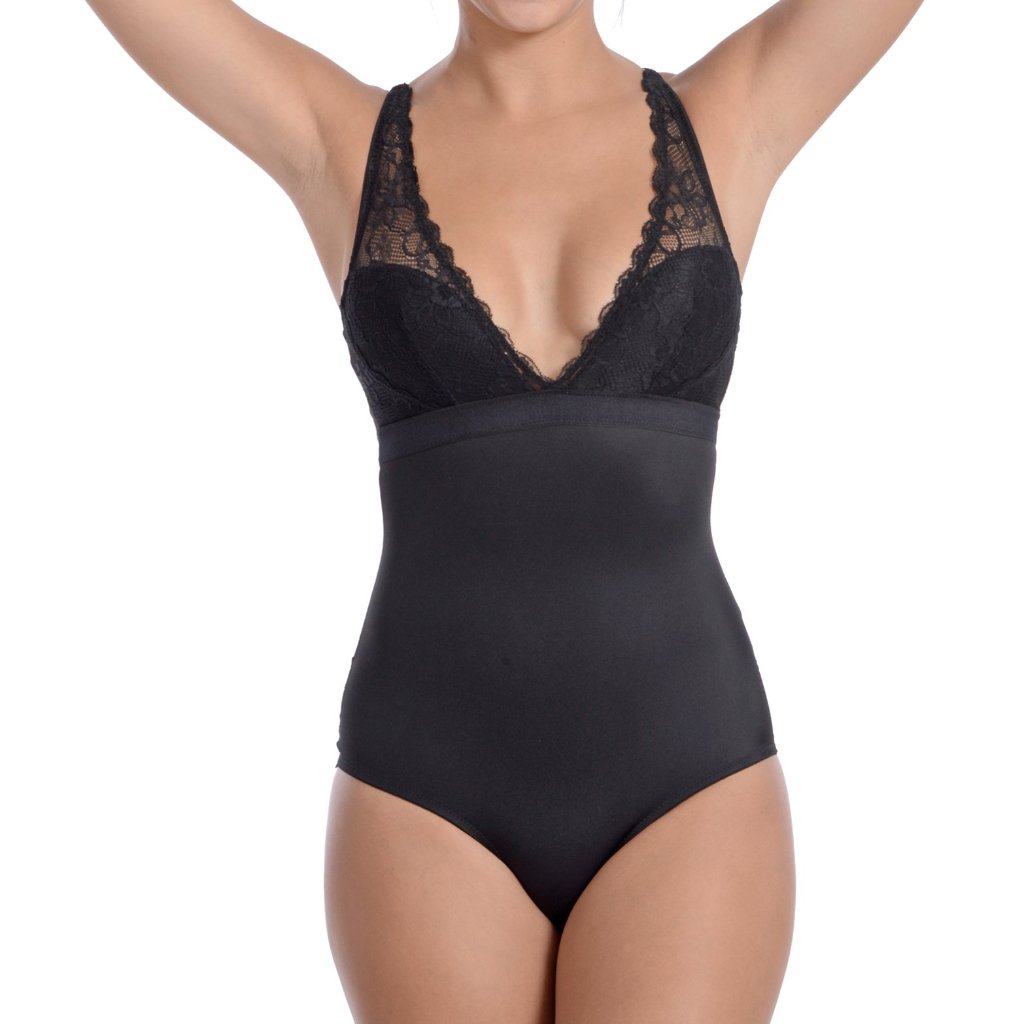 Body moulant look lingerie avec de beaux détails en dentelle noir