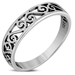 Bague en argent avec bande spirale