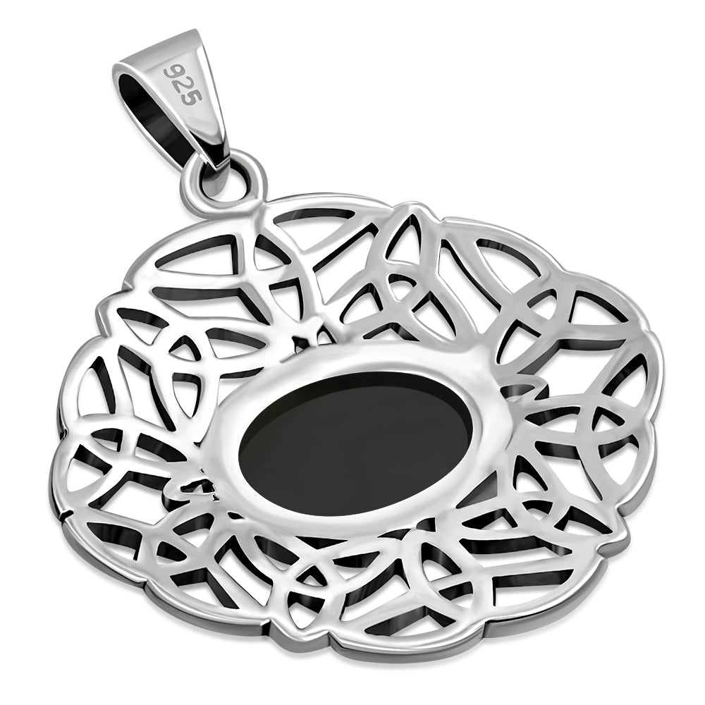 Pendentif en argent avec nœud celtique ovale en onyx noir