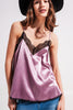 Camisole en satin et dentelle en lilas