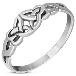 Bague en argent avec nœud de la Trinité celtique