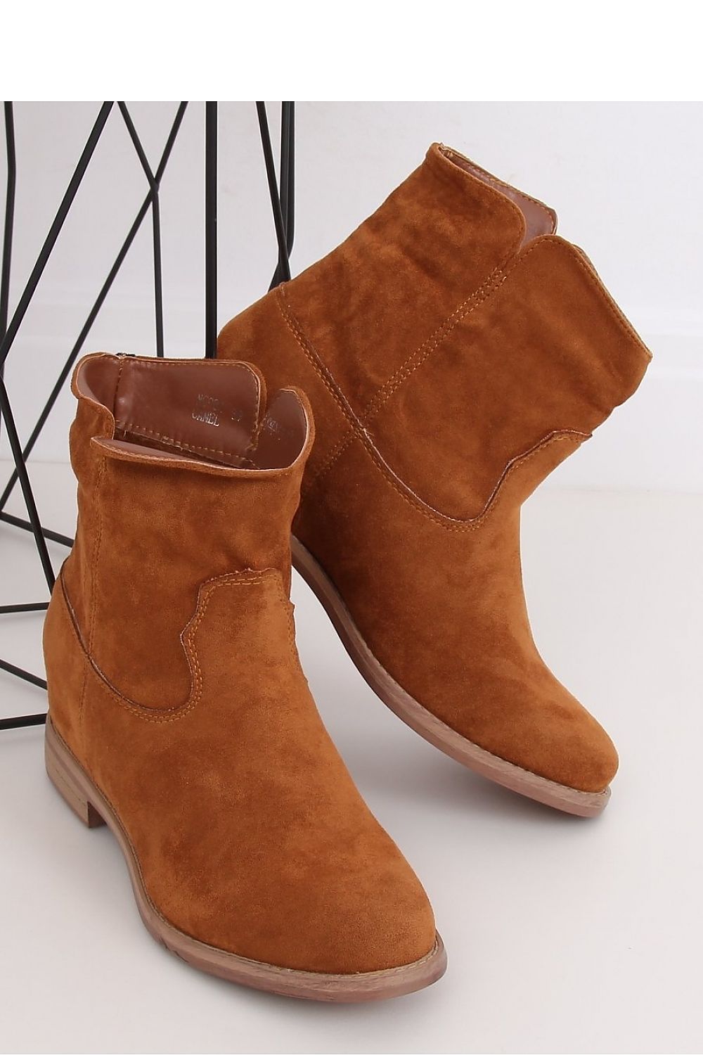 Buskin Boots Model 146724 Inello