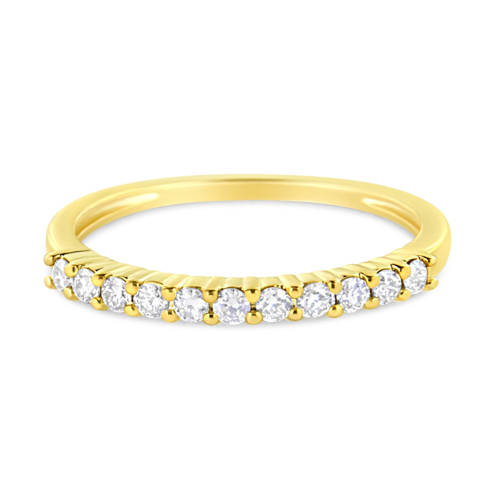 Bague de style bande cannelée en or jaune 10 carats avec diamant 1/4 carat certifié IGI