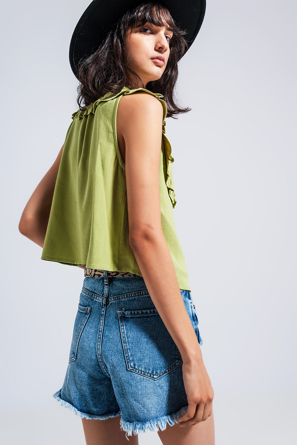 Crop Top With Bib Collar in Green