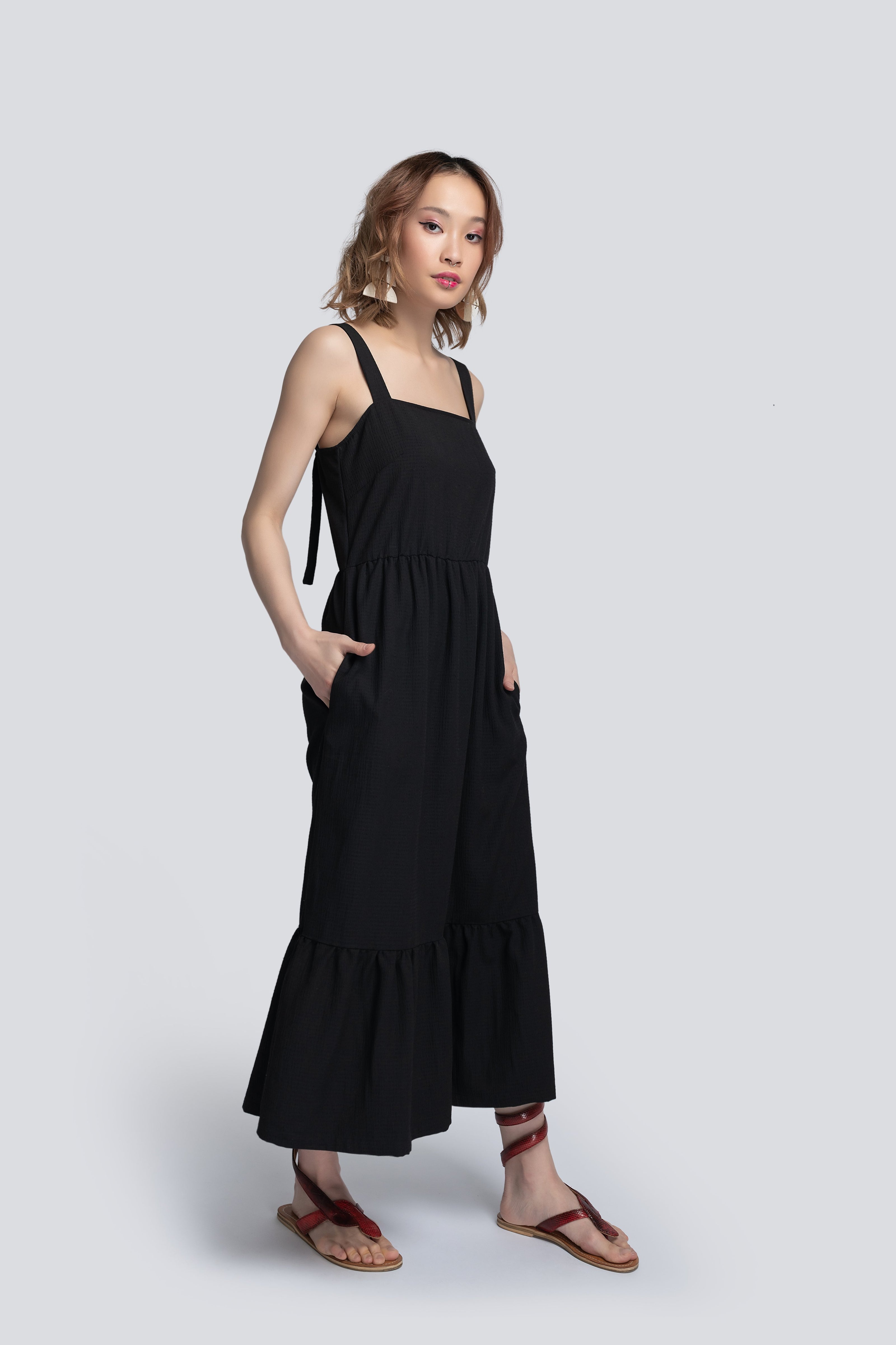 Robe d'été à plusieurs niveaux Gabriella en noir