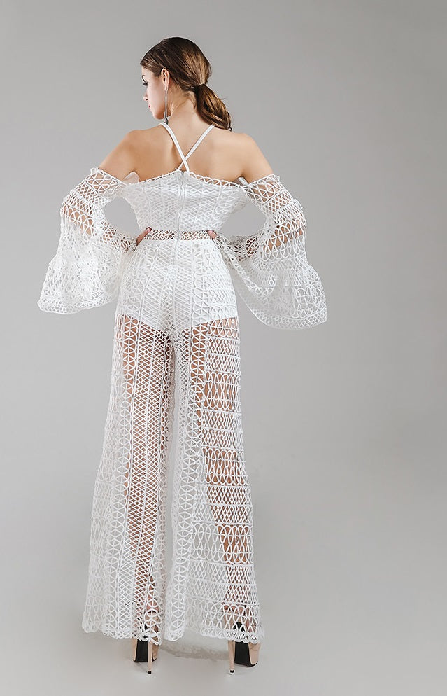 Combinaison blanche en crochet