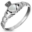 Bague en argent de Claddagh irlandais en nacre