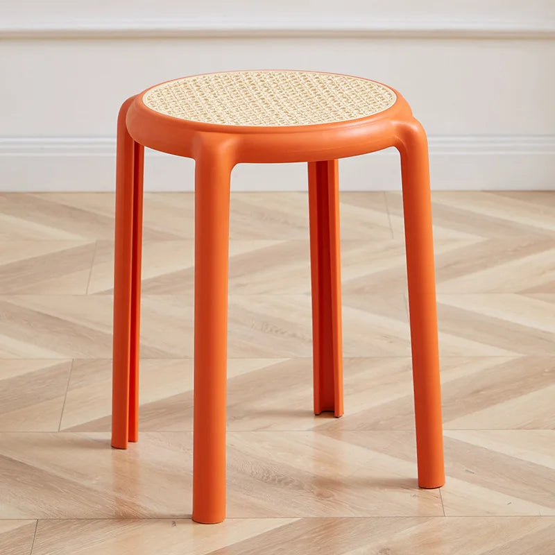 Tabouret empilable en rotin moderne