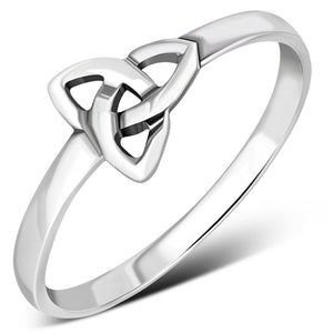 Bague avec nœud de la Trinité celtique en argent sterling uni