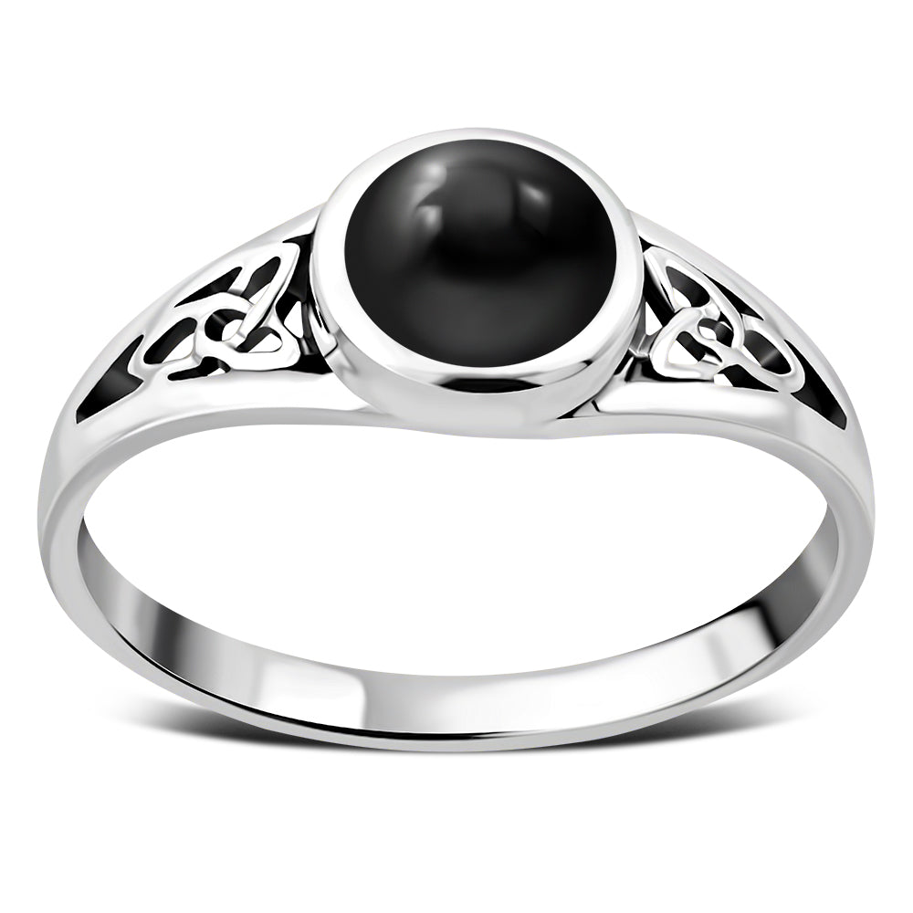 Bague en argent avec nœud de trinité en onyx noir