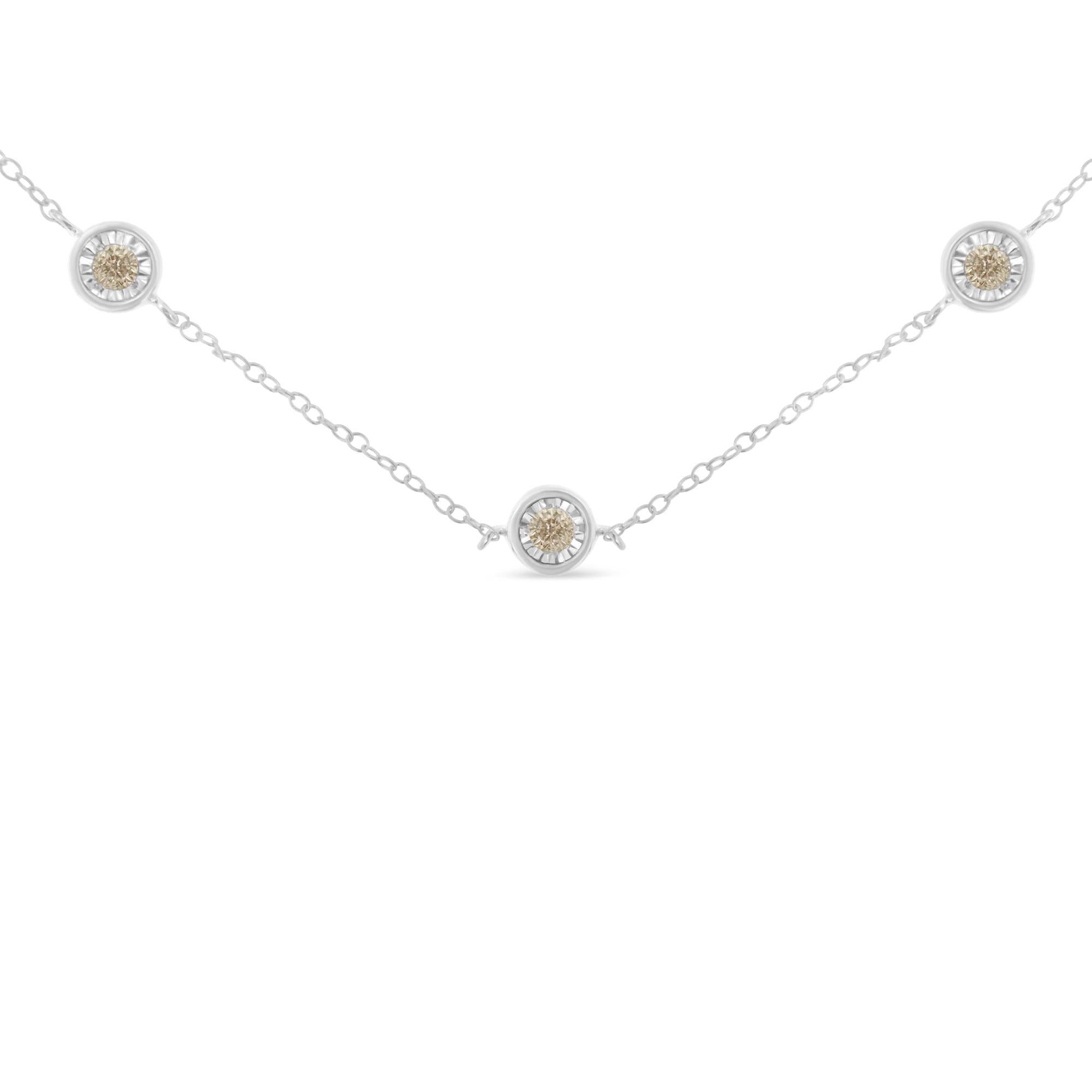 Collier station de diamants en argent sterling