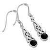 Boucles d'oreilles en argent avec nœud de trinité celtique en onyx noir