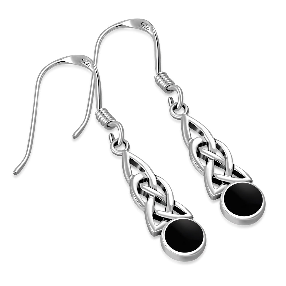 Boucles d'oreilles en argent avec nœud de trinité celtique en onyx noir