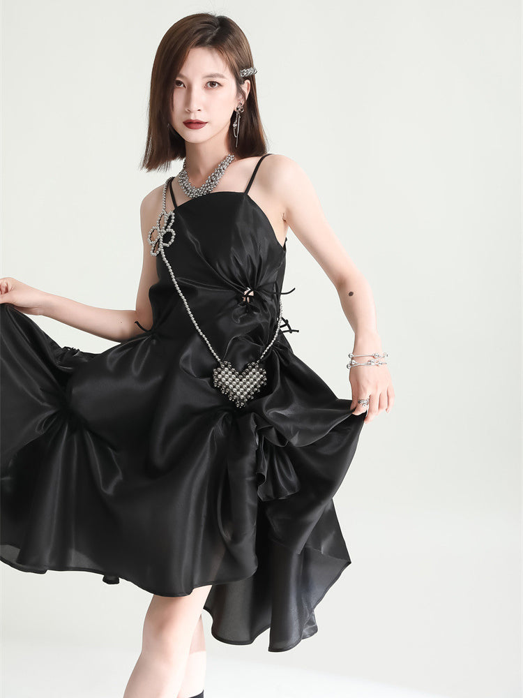 Robe coussinée à fines bretelles Amida - Noir