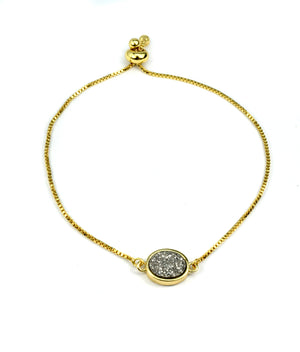 Brandy Small Oval Bracelet in Gold