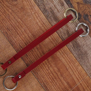 Lanière de porte-clés en cuir rouge cerise pour sécuriser les clés 