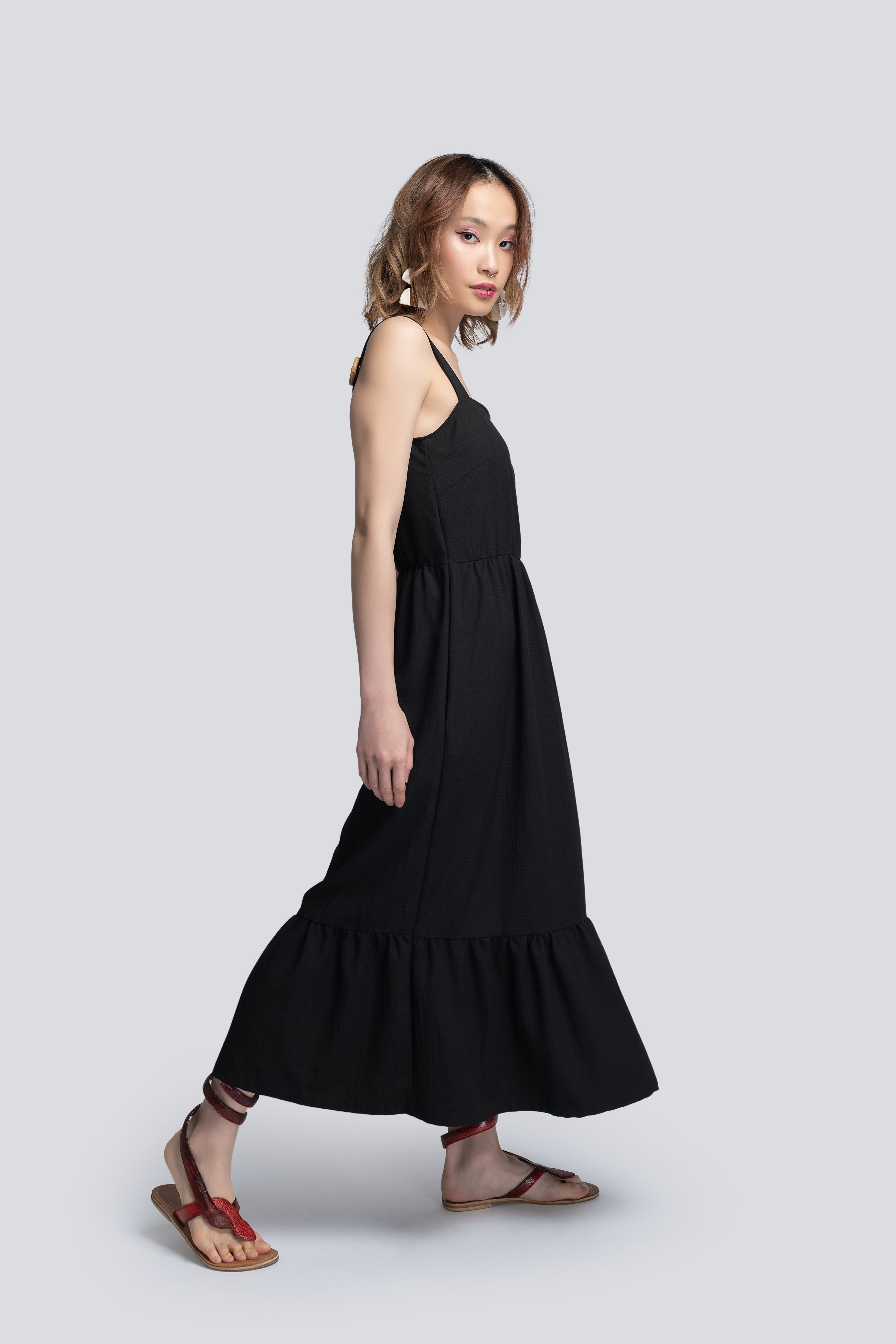 Robe d'été à plusieurs niveaux Gabriella en noir