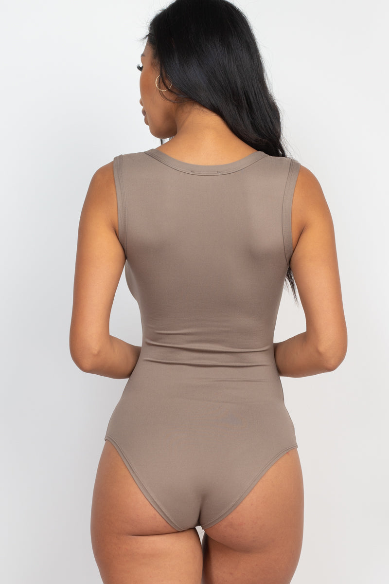 Split Neckline Sleeveless Bodysuit (CAPELLA)