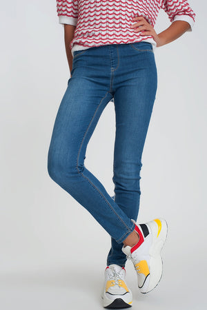 Jeggings in Dark Wash