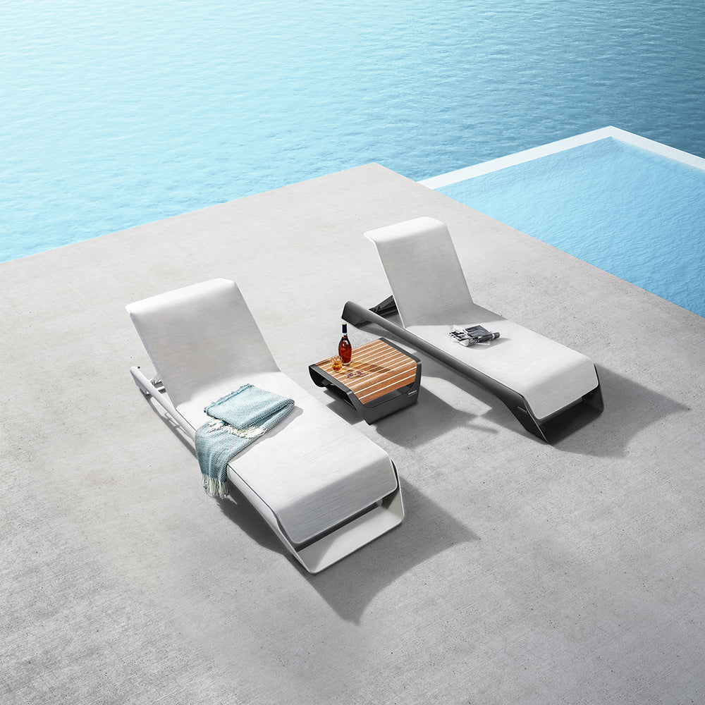 Onda Outdoor Lounger