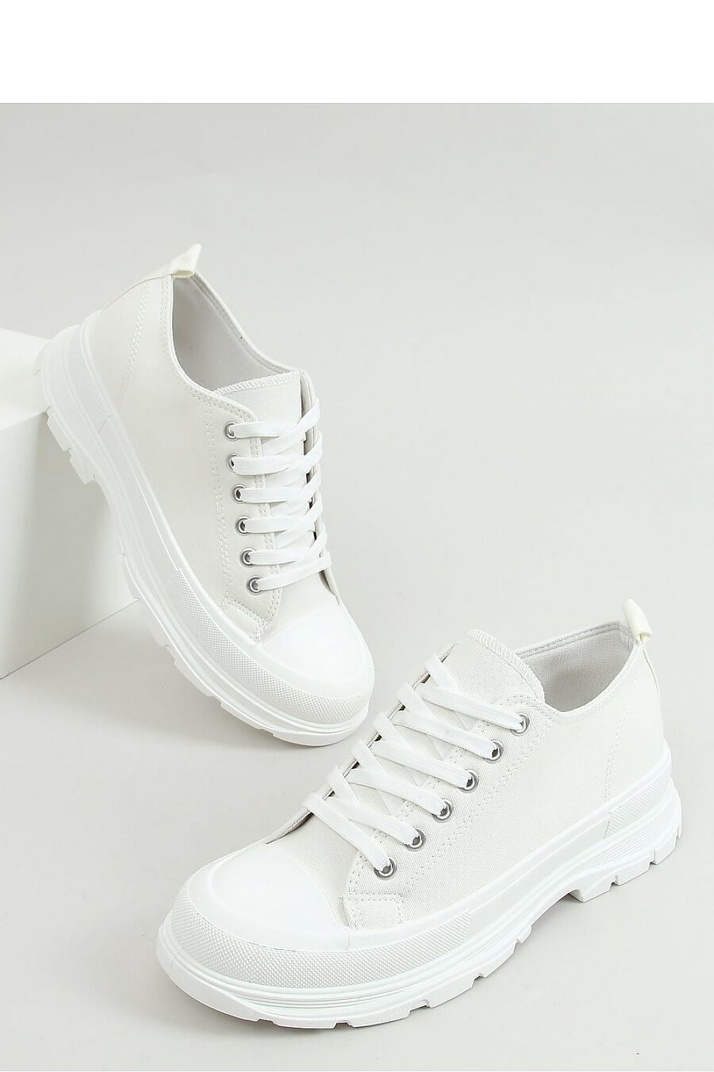 Sneakers Model 156234 Inello