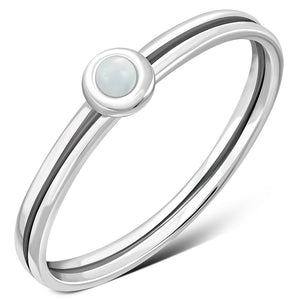 Bague en argent délicat en nacre