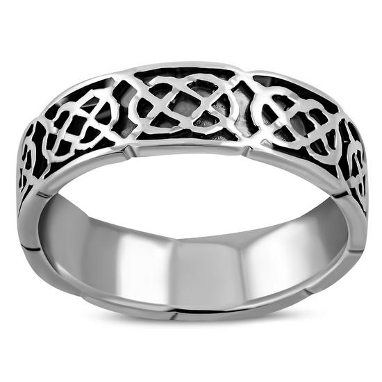 Bague en argent avec nœud celtique uni