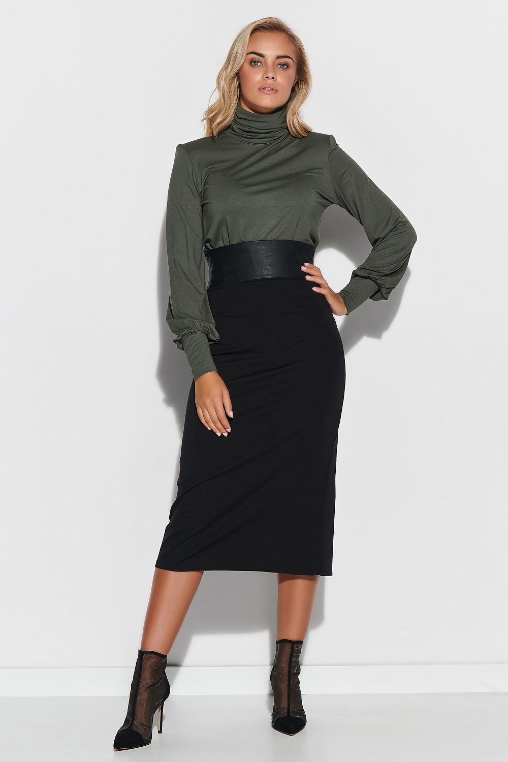 Skirt Model 149400 Makadamia